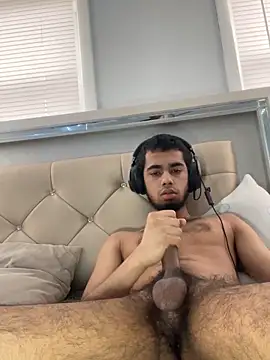 iLoveGirlsOnlyStr8Asf online show from April 27, 2026, 10:52 pm