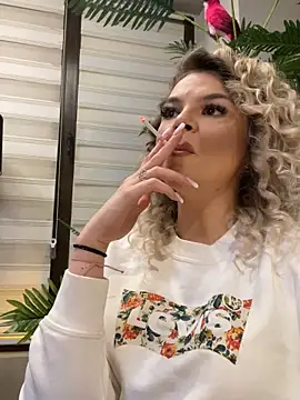 KimmBliss online show from April 10, 2026, 6:56 pm