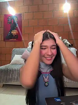 xayah cute online show from April 7, 2026, 5:41 am