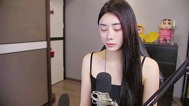 Snapshot of XiaoYuBao- chatting on May 18, 2026, 1:39 pm XiaoYuBao- online show from May 18, 2026, 1:39 pm