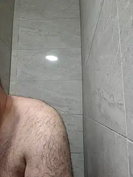 Snapshot of bigmillz32 chatting on April 29, 2026, 11:55 pm bigmillz32 online show from April 29, 2026, 11:55 pm