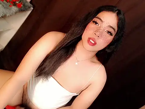 Snapshot of xLinda_Walkerx chatting on June 16, 2026, 6:32 pm xLinda Walkerx online show from June 16, 2026, 6:32 pm