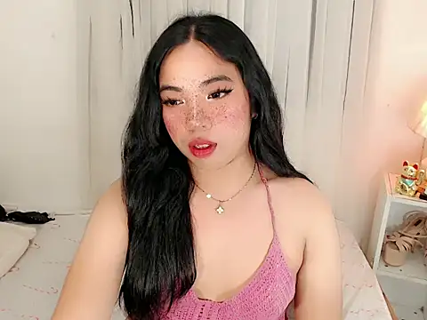 Snapshot of xLinda_Walkerx chatting on July 5, 2026, 6:04 pm xLinda Walkerx online show from July 5, 2026, 6:04 pm