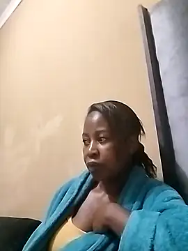 Snapshot of Prettylicou chatting on March 25, 2026, 11:11 pm Prettylicou online show from March 25, 2026, 11:11 pm