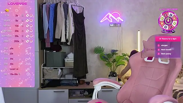 GoldenSunBunny online show from March 20, 2026, 2:05 am