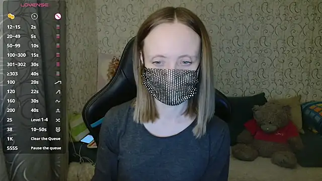 Cleo Sertori  online show from March 15, 2026, 4:02 pm