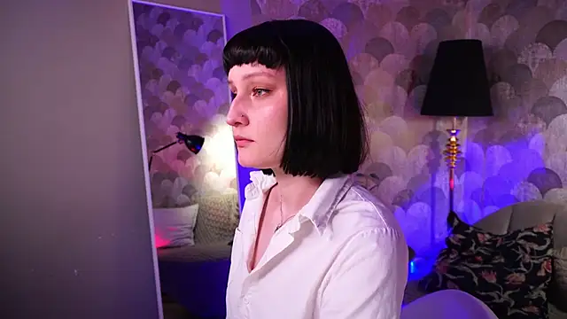 Velvet Lily online show from March 29, 2026, 8:42 pm