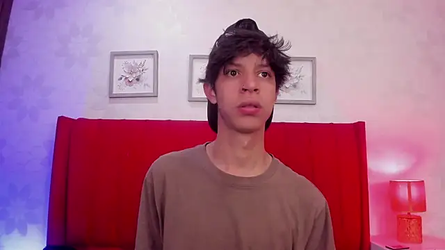 Ethan qop online show from March 25, 2026, 7:09 pm