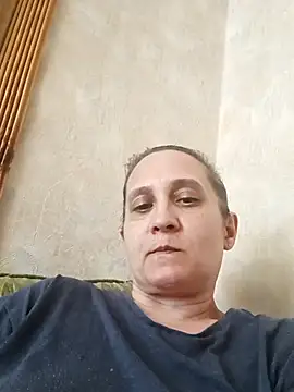 KatieLove133 online show from August 9, 2026, 12:10 pm