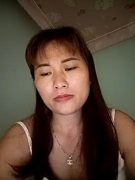 Snapshot of Lucxy-ki6 chatting on August 3, 2026, 10:13 pm Lucxy-ki6 online show from August 3, 2026, 10:13 pm
