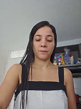 Snapshot of miaeyex chatting on June 4, 2026, 12:11 pm miaeyex online show from June 4, 2026, 12:11 pm