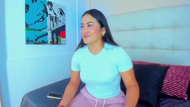 Snapshot of Tatiana24_ chatting on April 11, 2026, 9:08 pm Tatiana24 online show from April 11, 2026, 9:08 pm