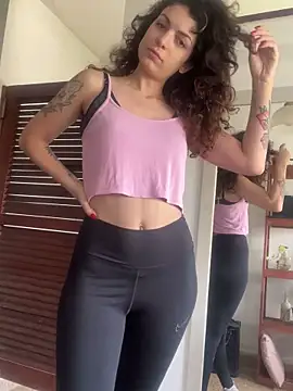 Snapshot of conejita000 chatting on April 11, 2026, 5:39 pm conejita000 online show from April 11, 2026, 5:39 pm