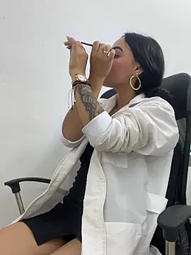 Snapshot of daniela-sexy chatting on April 7, 2026, 10:05 am daniela-sexy online show from April 7, 2026, 10:05 am