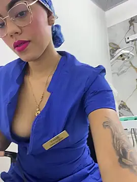 Snapshot of daniela-sexy chatting on April 17, 2026, 1:25 pm daniela-sexy online show from April 17, 2026, 1:25 pm