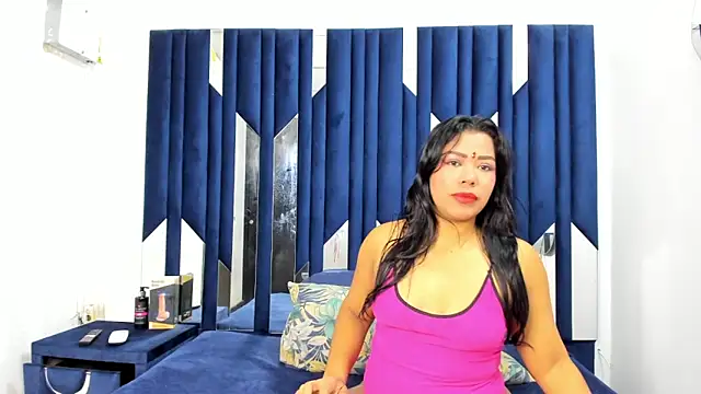 Snapshot of alannaht chatting on April 23, 2026, 1:13 pm alannaht online show from April 23, 2026, 1:13 pm