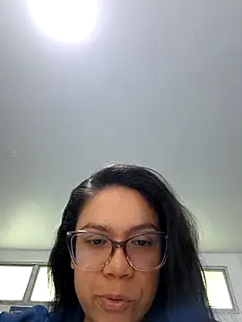 Snapshot of Aila_Phone chatting on July 1, 2026, 7:13 pm Aila Phone online show from July 1, 2026, 7:13 pm