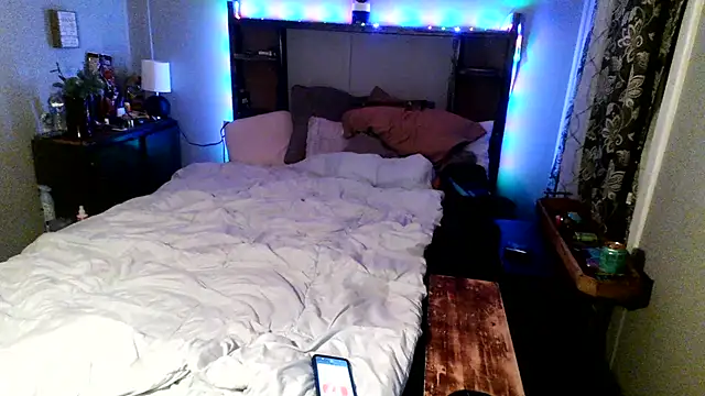 Snapshot of VikingNJosslyn26 chatting on March 15, 2026, 8:20 am VikingNJosslyn26 online show from March 15, 2026, 8:20 am