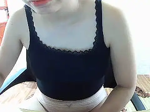 Snapshot of -Binana- chatting on August 6, 2026, 2:57 am -Binana- online show from August 6, 2026, 2:57 am