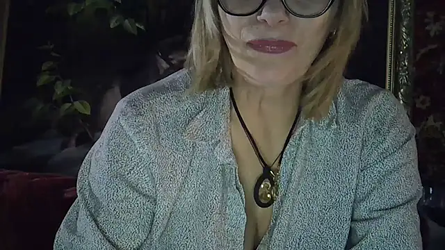 Lia Rayss online show from March 29, 2026, 7:25 pm