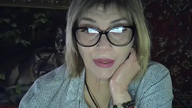 Lia Rayss online show from April 23, 2026, 7:49 pm