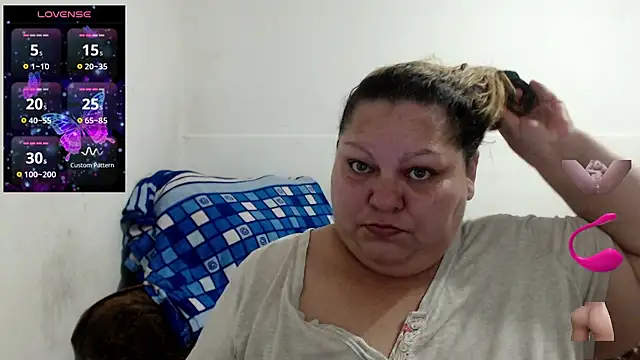 Snapshot of rossitaspace01 chatting on April 6, 2026, 11:55 am rossitaspace01 online show from April 6, 2026, 11:55 am