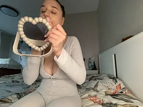 Snapshot of bimboiiii chatting on July 11, 2026, 12:41 pm bimboiiii online show from July 11, 2026, 12:41 pm