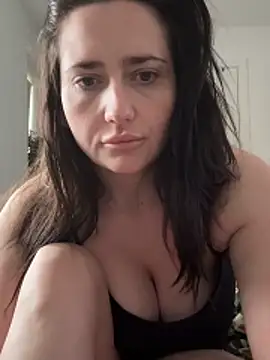 Snapshot of Siren__xxx chatting on April 1, 2026, 6:47 am Siren xxx online show from April 1, 2026, 6:47 am