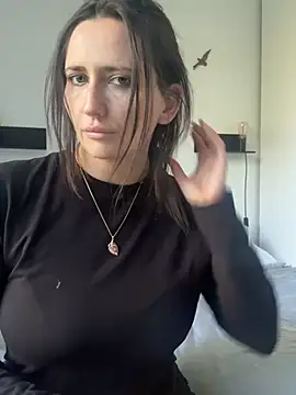 Snapshot of Siren__xxx chatting on May 2, 2026, 3:06 pm Siren xxx online show from May 2, 2026, 3:06 pm
