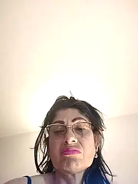 Snapshot of Taniafirelux chatting on March 27, 2026, 8:30 pm Taniafirelux online show from March 27, 2026, 8:30 pm