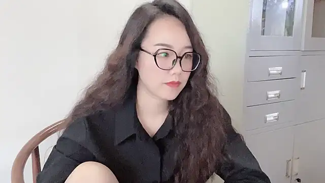 Yueyue-788 online show from April 8, 2026, 6:02 am