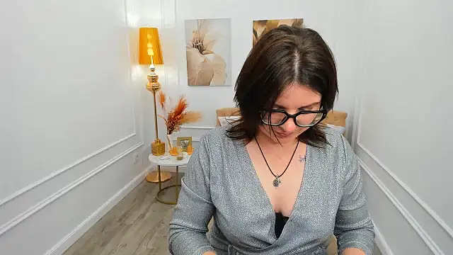 Snapshot of AmeliaDateri chatting on April 9, 2026, 6:57 pm AmeliaDateri online show from April 9, 2026, 6:57 pm