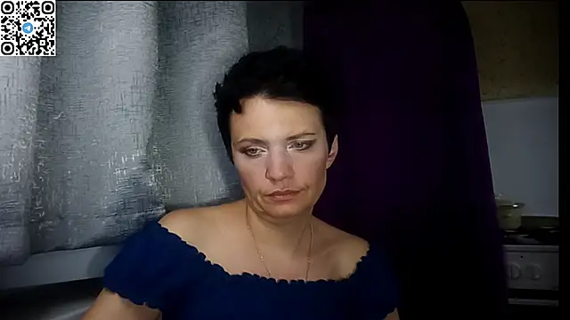 HotMamaQueen234 online show from June 21, 2026, 10:01 pm