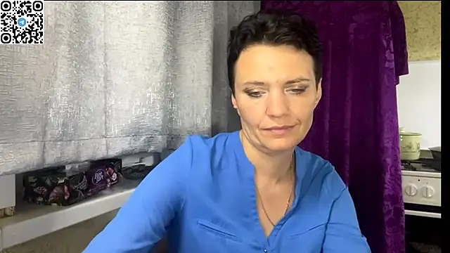 HotMamaQueen234 online show from June 28, 2026, 12:27 am