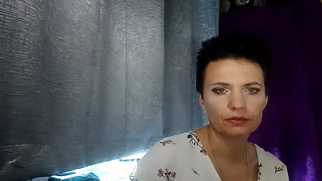 HotMamaQueen234 online show from July 25, 2026, 11:19 am