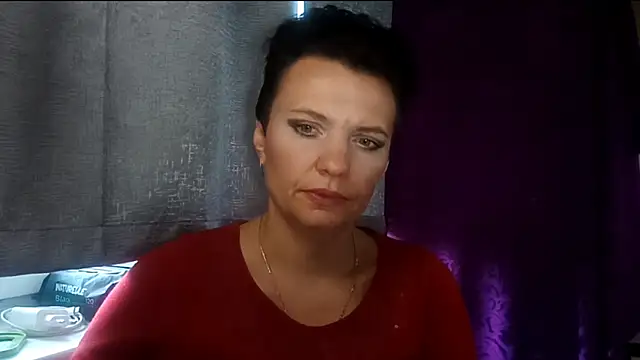 HotMamaQueen234 online show from July 29, 2026, 11:30 am