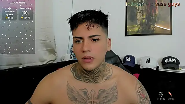 sweetlatinoboy online show from April 12, 2026, 10:31 am