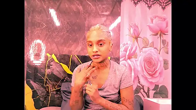 Snapshot of indian_barbie chatting on June 17, 2026, 10:43 pm indian barbie online show from June 17, 2026, 10:43 pm