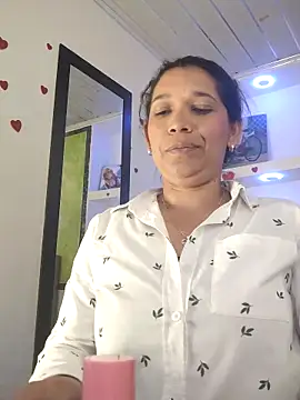 Melisa 14 online show from April 27, 2026, 11:41 am