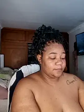 Snapshot of Daddyss_girl1 chatting on April 16, 2026, 5:19 am Daddyss girl1 online show from April 16, 2026, 5:19 am