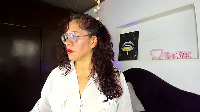 Snapshot of Mariia_Paulaa chatting on May 4, 2026, 1:18 pm Mariia Paulaa online show from May 4, 2026, 1:18 pm