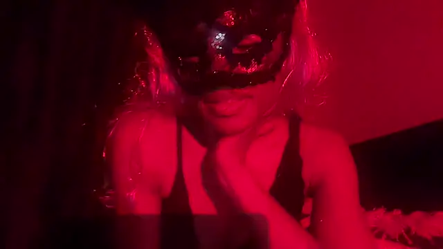 honeycoatedluv online show from March 23, 2026, 5:11 am