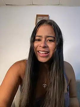 lucirganaxxx online show from April 11, 2026, 4:39 am