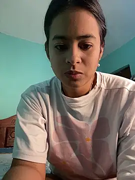 lucirganaxxx online show from June 17, 2026, 2:58 am