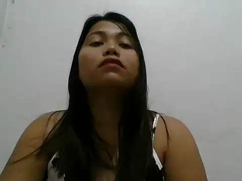 exotic032 online show from April 12, 2026, 9:31 pm