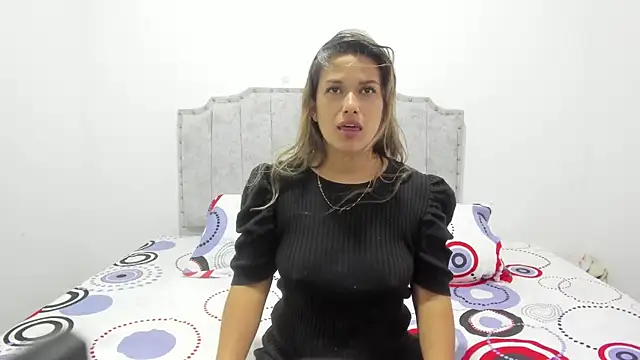 Snapshot of camila_borbon_ chatting on June 25, 2026, 1:04 pm camila borbon online show from June 25, 2026, 1:04 pm