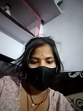 Pallavi cute online show from April 13, 2026, 5:18 pm