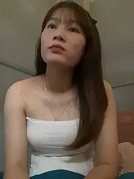 Snapshot of -Eidieea- chatting on March 30, 2026, 2:45 am -Eidieea- online show from March 30, 2026, 2:45 am