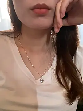 Snapshot of -Eidieea- chatting on April 17, 2026, 1:30 am -Eidieea- online show from April 17, 2026, 1:30 am