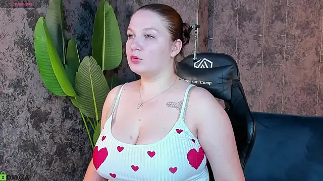 Snapshot of Virginia_Robinson chatting on June 7, 2026, 8:40 am Virginia Robinson online show from June 7, 2026, 8:40 am
